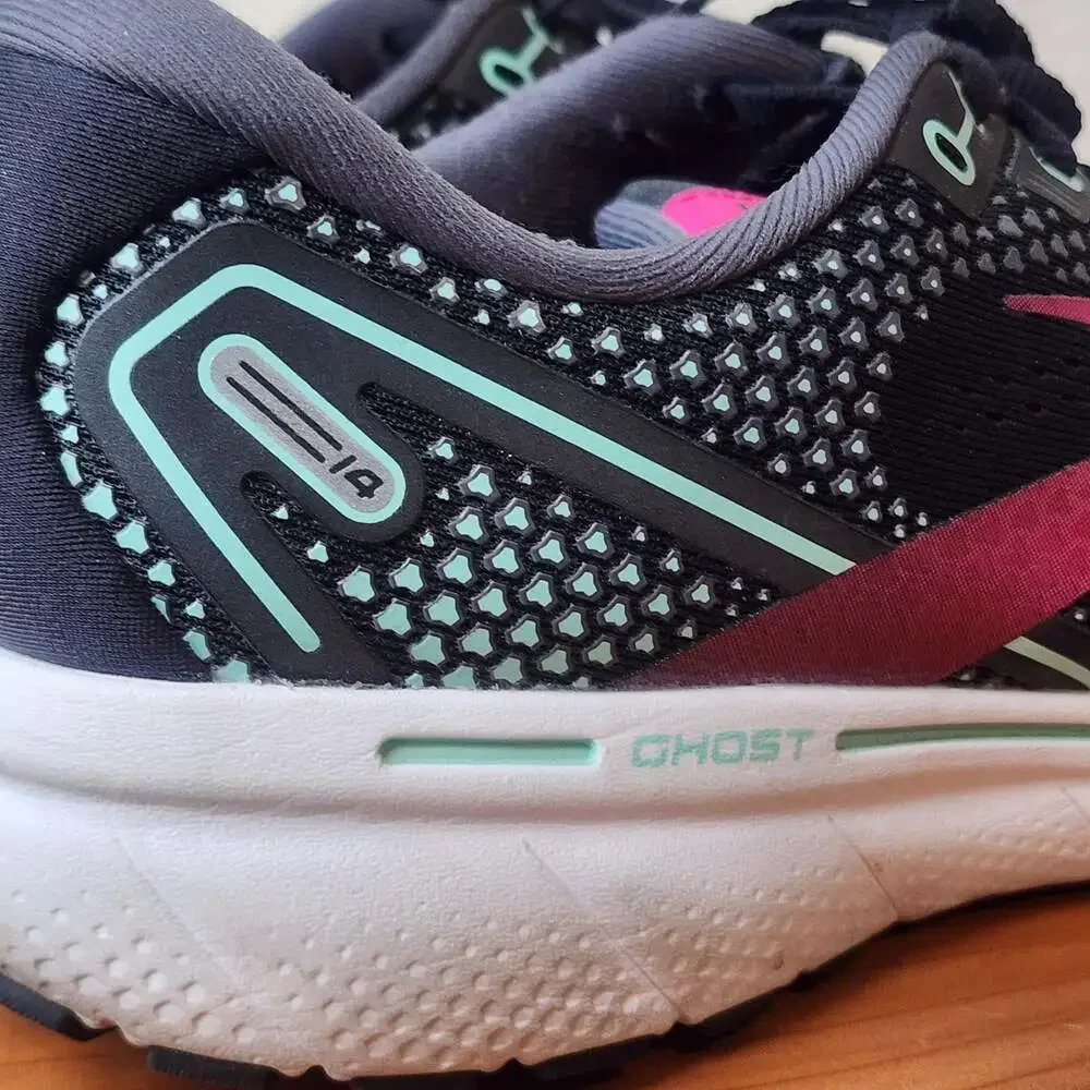 Brooks Ghost 14 Shoes Womens Size 9.5 Black Pink Running Sneakers 1203561B013